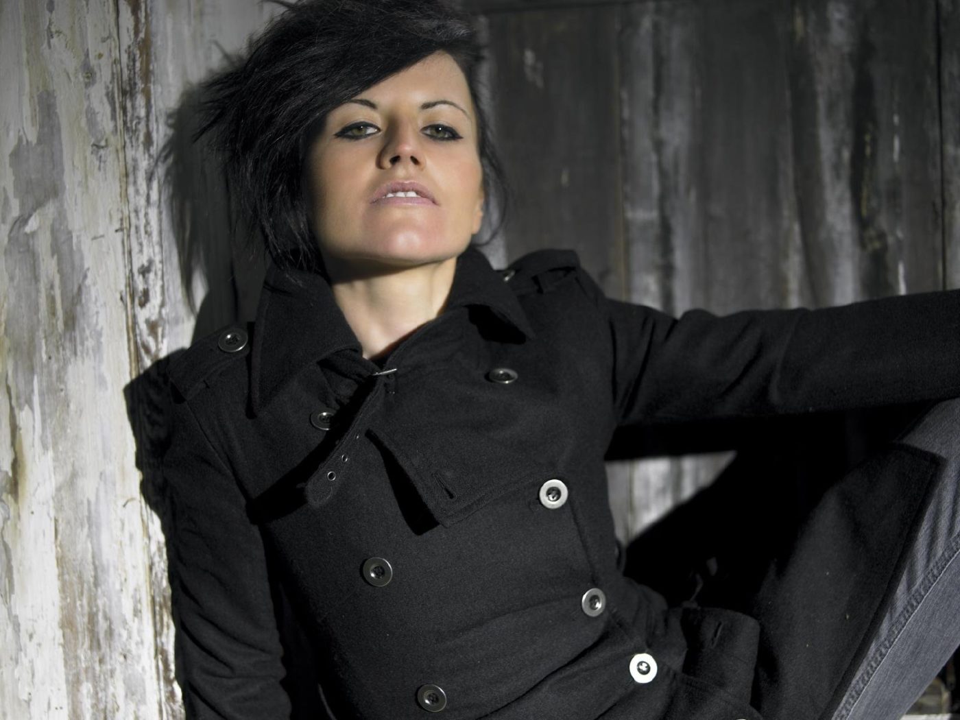 UPDATE: Dolores O'Riordan, Lead Singer Of The Cranberries, Has Died At 46 - GENRE IS DEAD!1400 x 1050